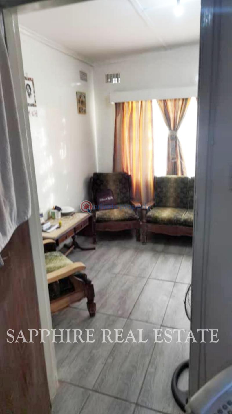 3 bedroom Houses For Sale Barham Green Famona Bulawayo South (PID