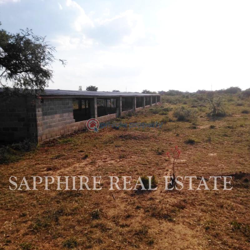 3 bedroom Farm & Agricultural land For Sale Woodville Bulawayo North