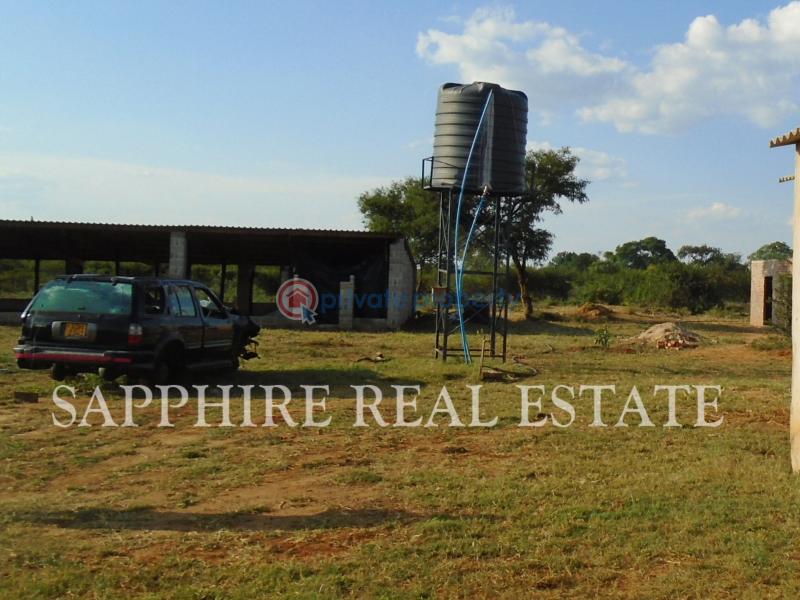 3 bedroom Farm & Agricultural land For Sale Woodville Bulawayo North