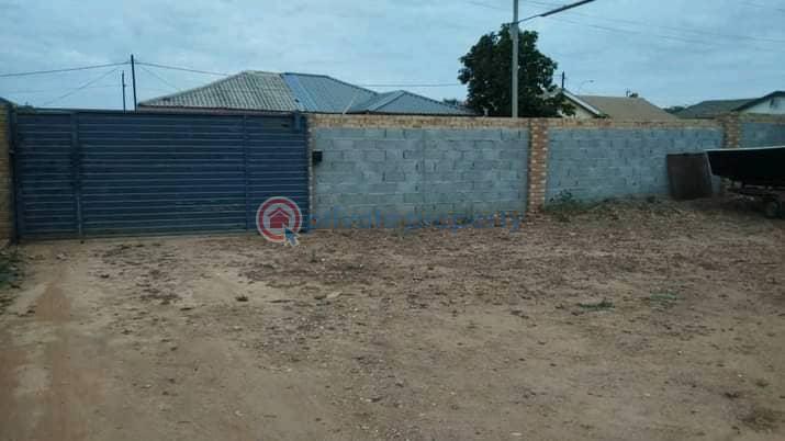 2 bedroom Houses For Sale Mahatshula North Mahatshula Bulawayo North  - 0