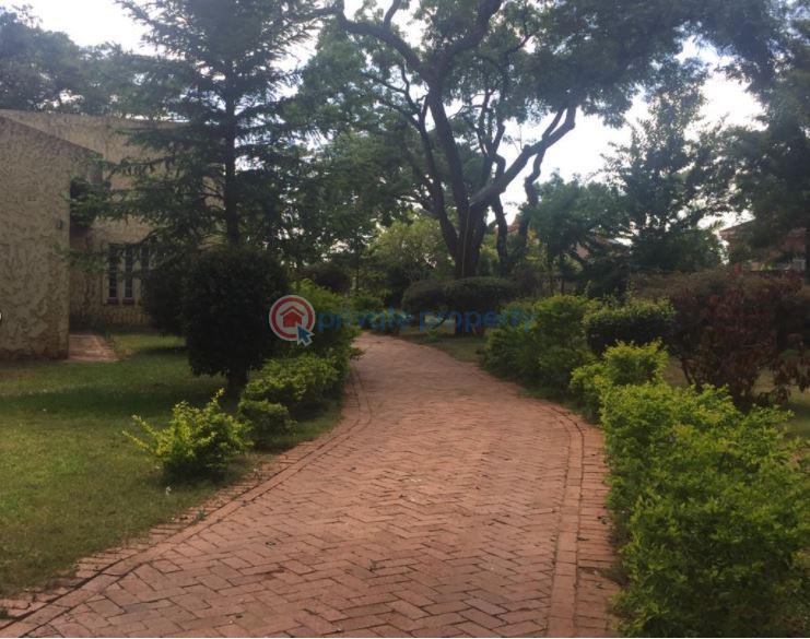 4 bedroom Houses For Sale Riverton Road, Mandara Harare West (PID