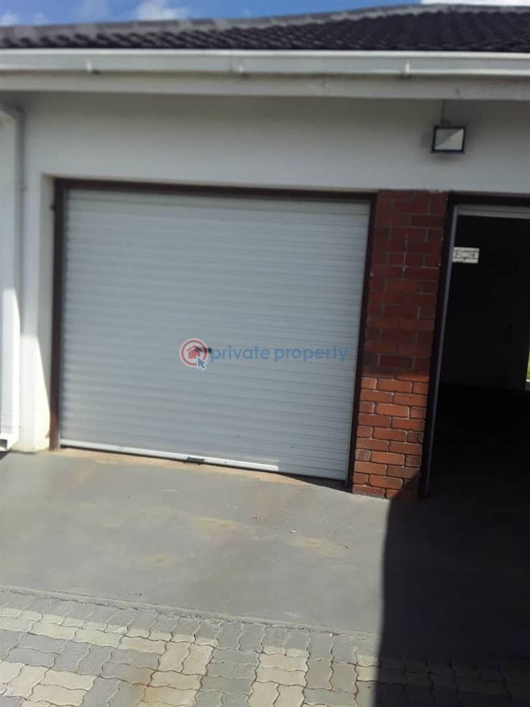 4 bedroom Houses For Sale Belvedere Harare West (PID 5PAABG) Private