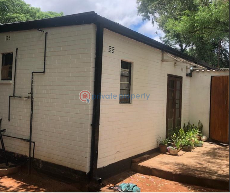 2 bedroom Houses For Sale Hillside Bulawayo South (PID 6PAABR