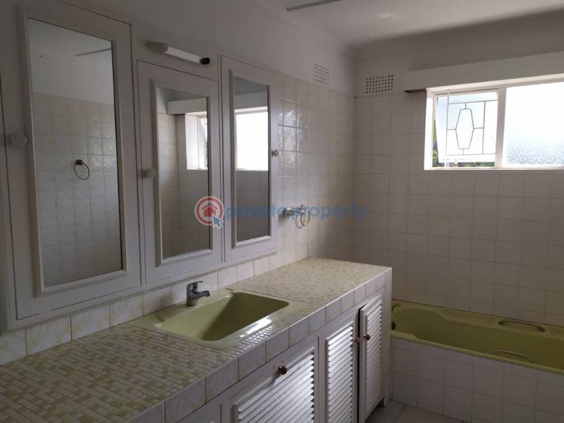 4 bedroom Houses For Sale Burnside Bulawayo East (PID 9PAAAR
