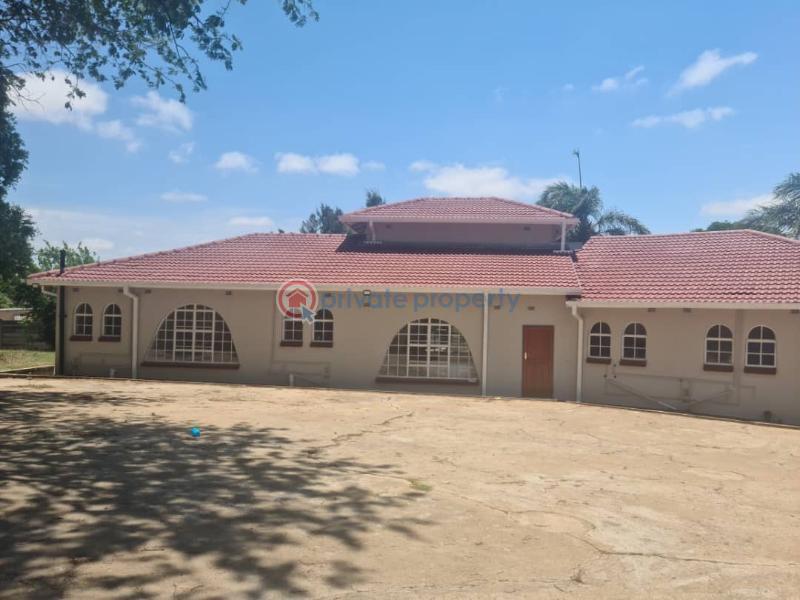5 bedroom Houses For Sale Khumalo Kumalo Bulawayo East (PID 2PAAEH
