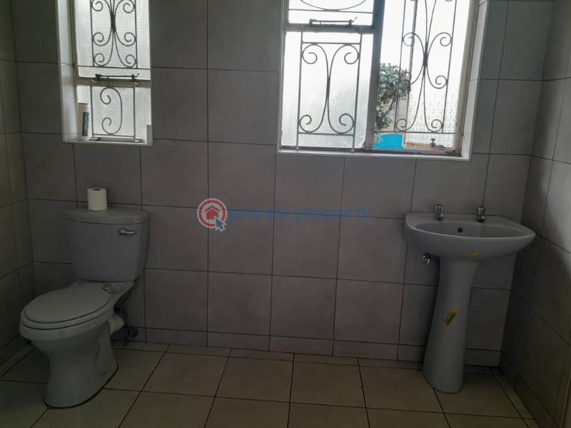 3 bedroom Houses For Sale Houghton Park Harare South (PID 3PAAEW