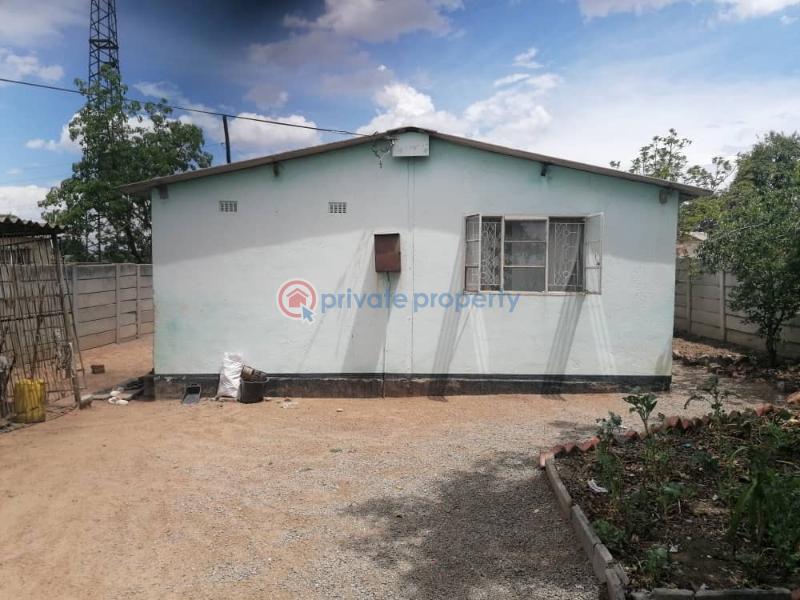 2 bedroom Houses For Sale Luveve Bulawayo HighDensity (PID 5PAAEM) Private Property