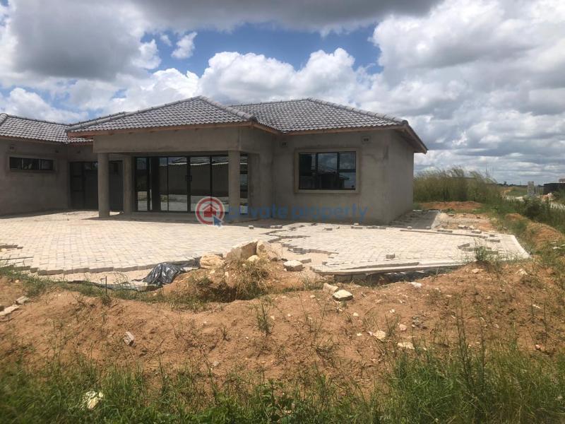 4 bedroom Houses For Sale Zimre Park Harare East (PID 4PAAAU