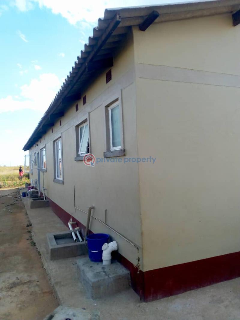 5 bedroom Houses For Sale Kwekwe Midlands (PID 9PAAAX) Private