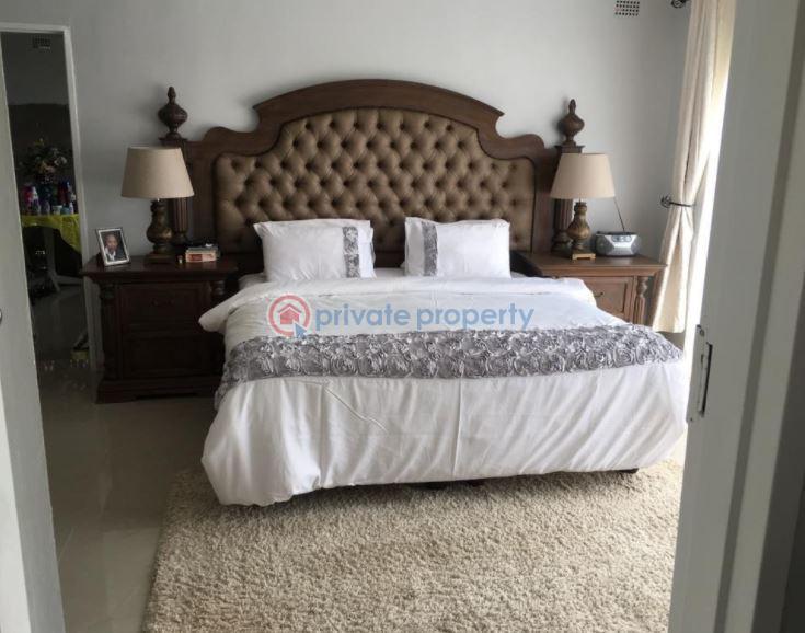 2 bedroom Houses For Sale Borrowdale Harare North (PID 3PAADP