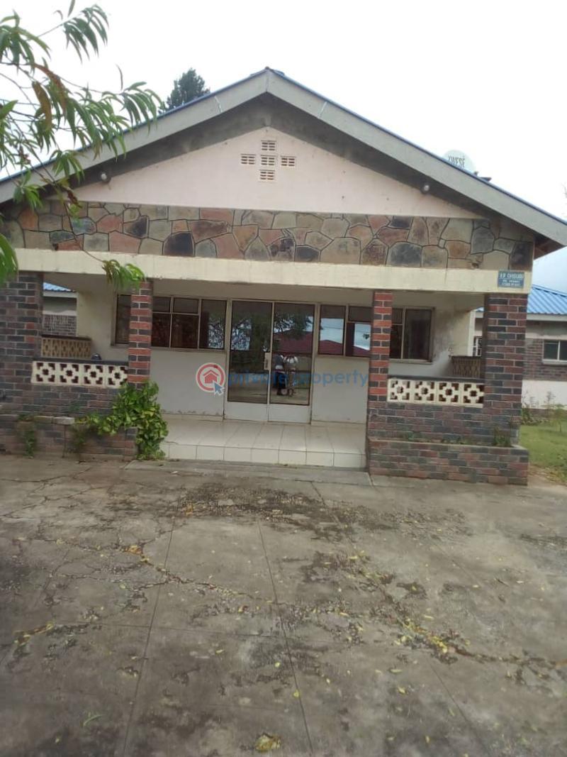4 bedroom Houses For Rent Ep Chigudu Street Mucheke Masvingo (PID