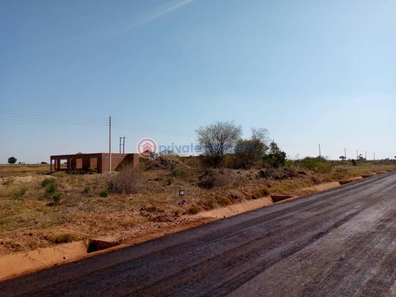 Stands & Residential land For Sale Chinhoyi Road Zvimba Mashonaland West (PID 3PAABH) Private