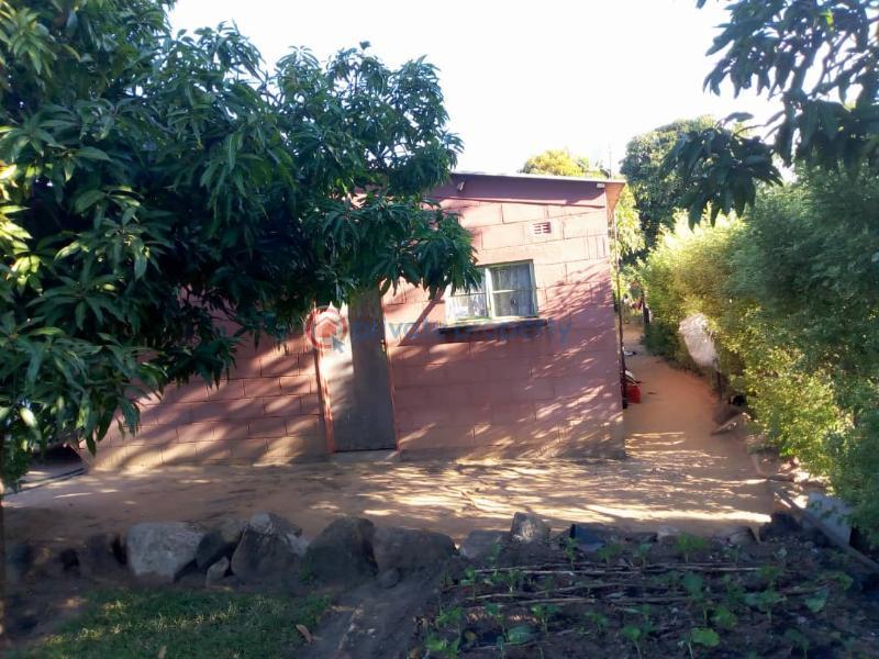 2 bedroom Houses For Sale Kwekwe Midlands (PID 6PAAAX) Private