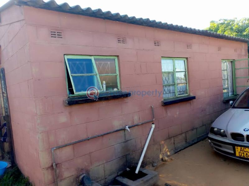 2 bedroom Houses For Sale Kwekwe Midlands (PID 6PAAAX) Private