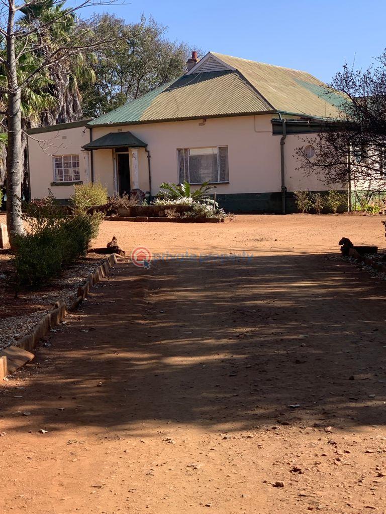 5 bedroom Houses For Sale Hillside Bulawayo South (PID 4PAAAQ