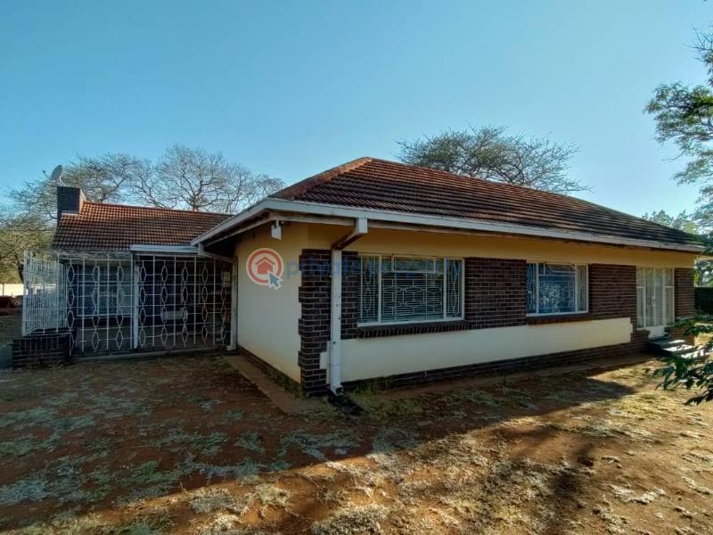 3 bedroom Houses For Sale Hillside Bulawayo South (PID 0PAAAR