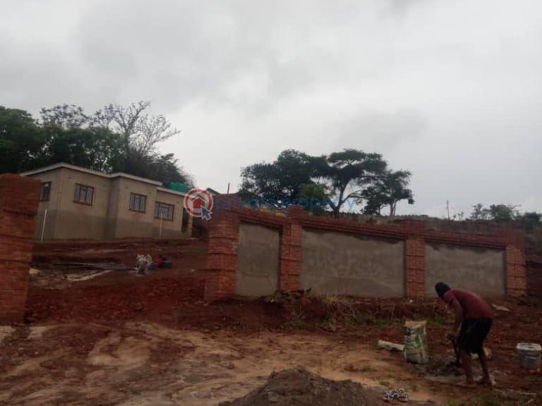 2 bedroom Houses For Sale Cold Comfort Harare West  - 0