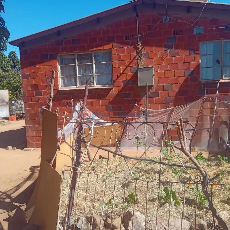 2 bedroom Houses For Sale Pumula South Bulawayo High-Density  - 0